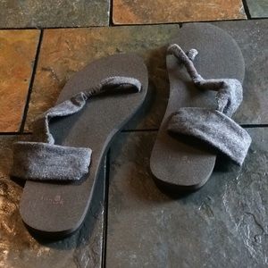 Sanuk sandals
